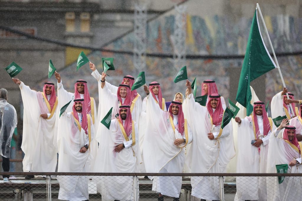 السعوديون يحافظون على مكانتهم