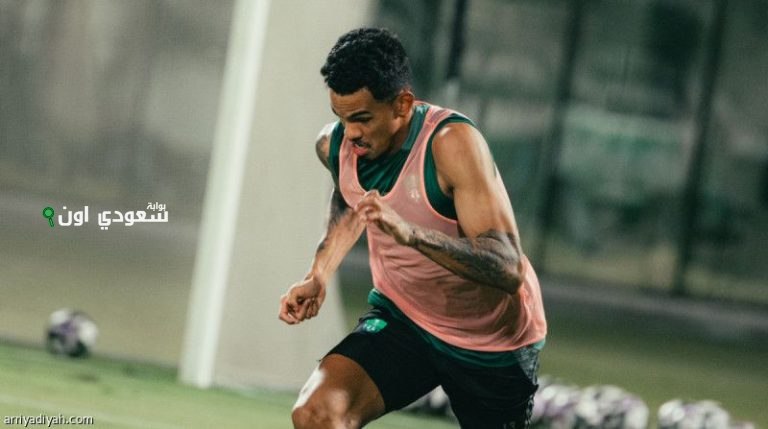 الأهلي يسترد جالينو