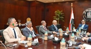 وزير الاستثمار يلتقي وفد اتصالات مصر