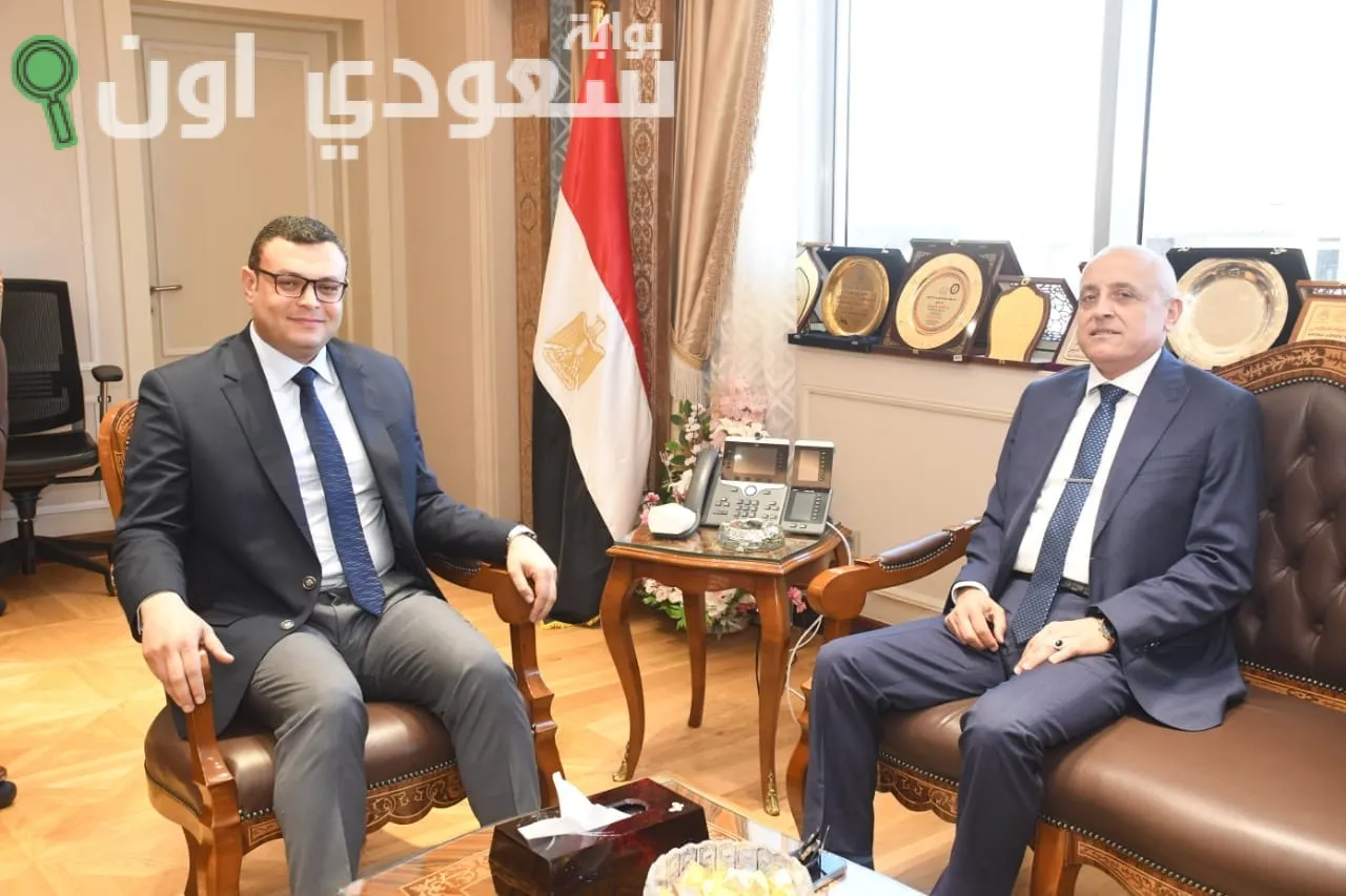 وزير الإسكان ومحافظ الأقصر