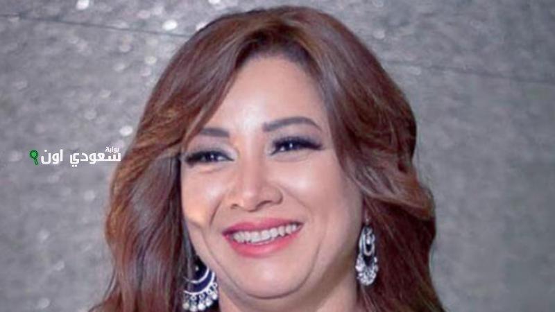 الفنانة انتصار تلهب حماس
