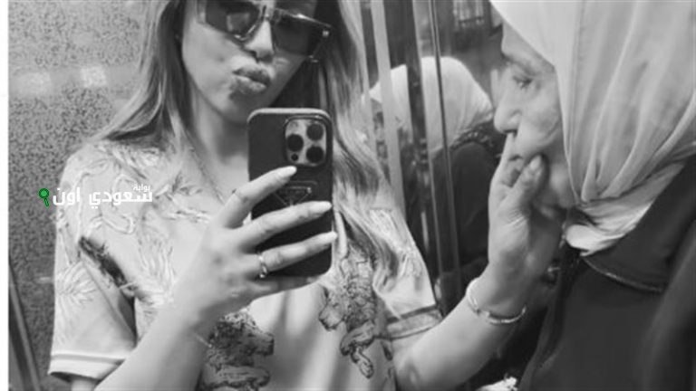 عزاء والدة المطربة أروى