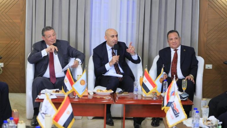 90% من الطلاب حضروا الدراسة منذ بداية الترم!.. وزارة التعليم تكشف عن تفاصيل النسبة غير المسبوقة