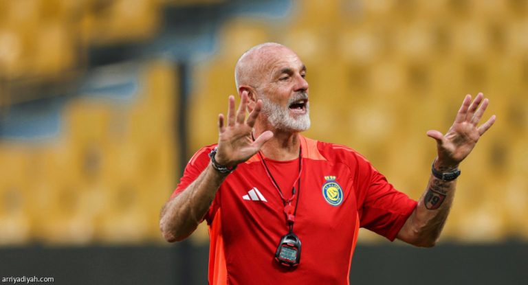 المدرب الإيطالي ستيفانو بيولي