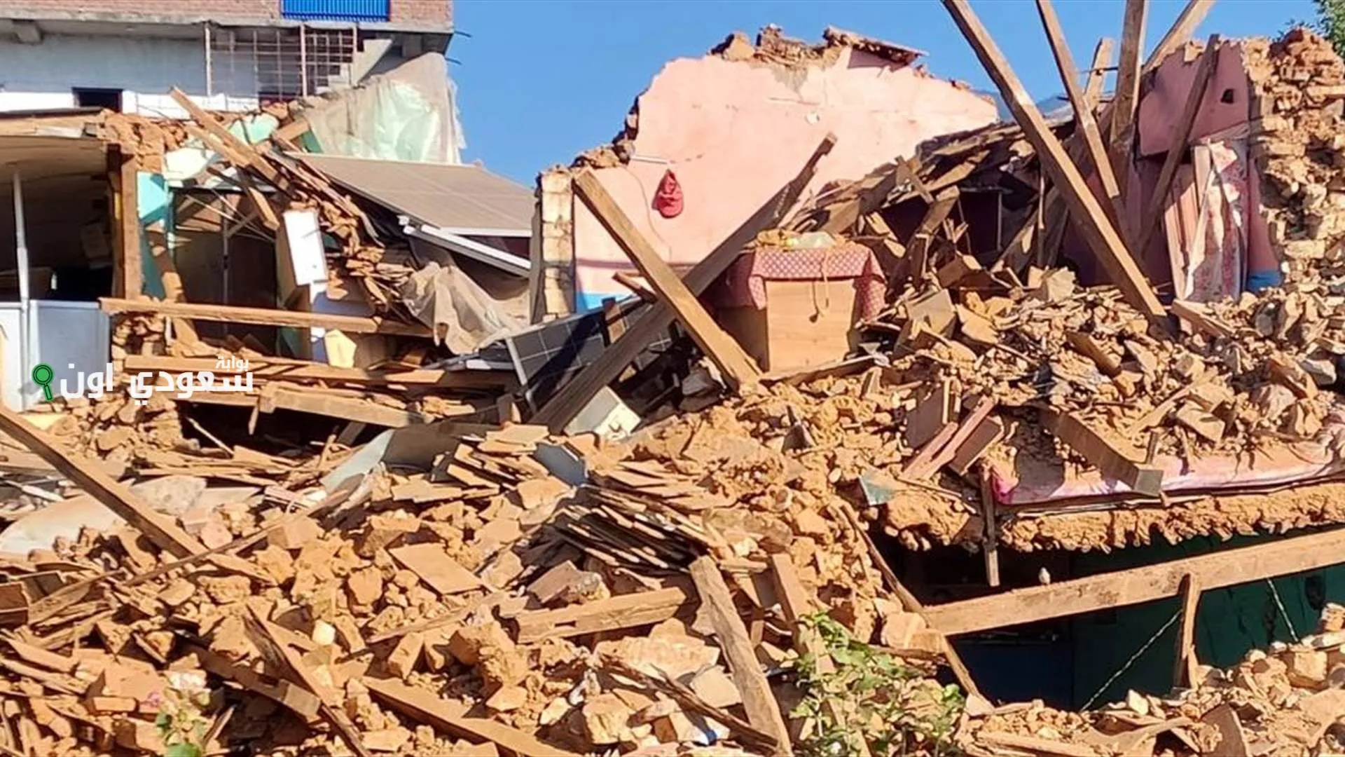 زلزال بقوة 4 9 درجات يواجه إندونيسيا