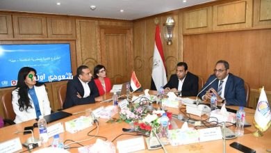أعضاء المجلس المحلي وذلك لمناقشة آفاق وفرص التنمية المستقبلية
