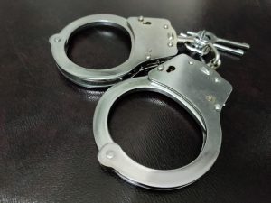 رجال الأمن يحبطون كميات مخدرات ويحاصرون المهربين على حدود المملكه