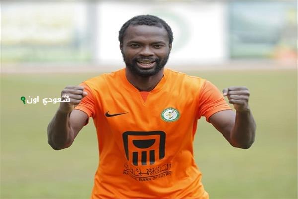 أنور لاعب البنك الأهلي