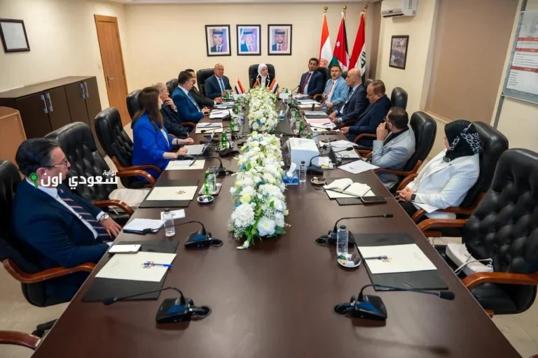 وزير النقل في فعاليات الاجتماع الدوري للجمعية العمومية لشركة الجسر العربي