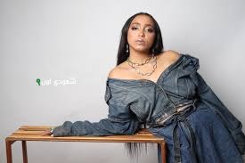 نغم صالح تطلق جولة