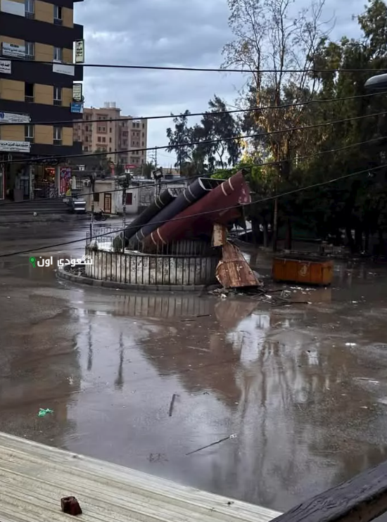 صور توثق ما تسبب فيه اعصار الإسكندرية