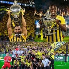 الاتحاد يحتفل بلقب دوري