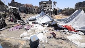 6 شهداء بقصف خيمه