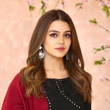 زارا نور عباس
