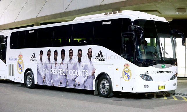 حافلة ريال مدريد تصل