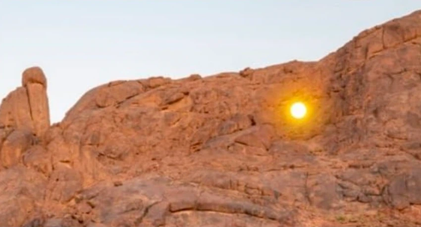 ظاهرة دخول قرص الشمس