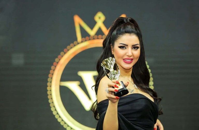 إيناس النجار