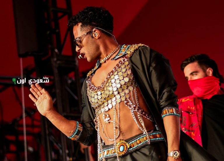 بعد طرح أغنية "البابا راجع".. رسالة مؤثرة تبكي القلوب من "محمد رمضان" لوالدته