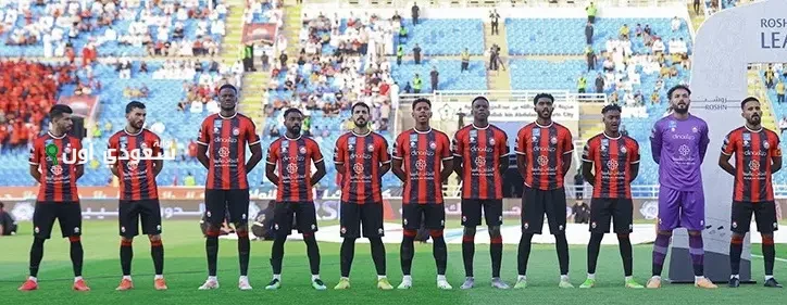 الرائد يتقدم على الاتحاد بهزيمة 2 – 1 في الشوط الأول بدوري المحترفين السعودي