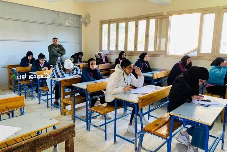 رسمي ورسمي.. جدول امتحانات الصف الرابع الابتدائي 2025 الفصل الثاني ظهر اليوم