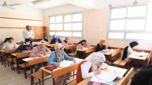 غريبة في امتحان التاريخ تبهر المعلمين وتنهي مسيرة الطالب التعليمية