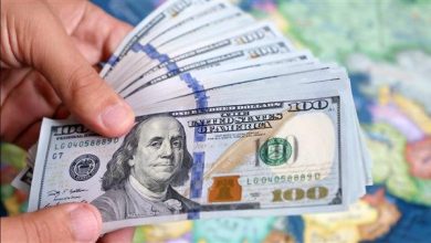 مفاجأة في سعر الدولار أمام الجنيه