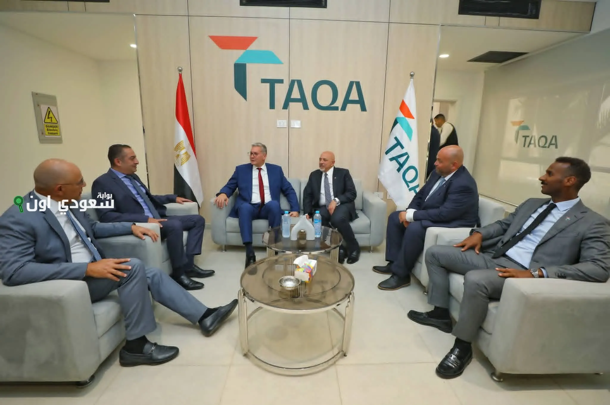 وزير البترول يفتتح مركز عمليات طاقة السعودية