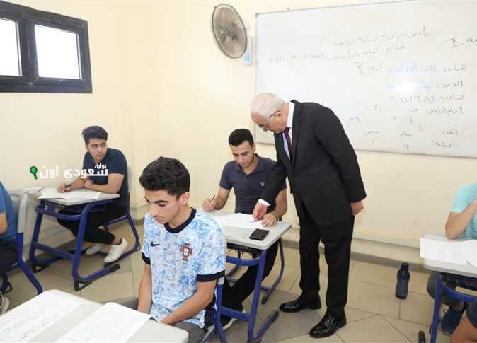 أهم أسئلة الفيزياء لطلاب الثانوية العامة مع الإجابات