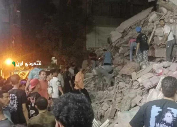 تفاصيل سقوط عقار مكون من 4 أدوار في السيدة زينب