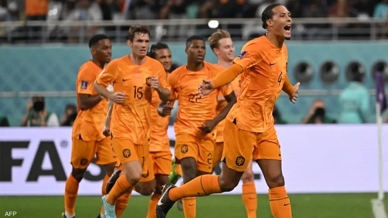 هولندا تفتتح تصفيات كأس العالم 2026 بمباراة قوية ضد منتخب فنلندا في تحدي صعب