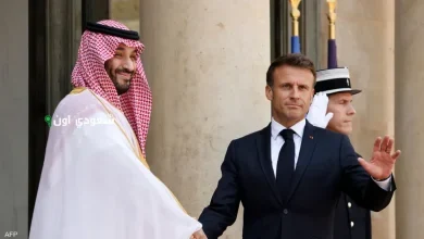 ولي العهد السعودي والرئيس الفرنسي