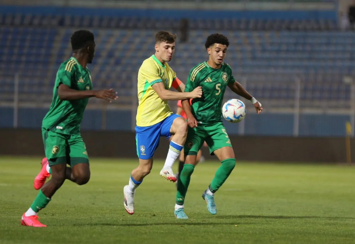 المنتخب السعودي تحت 20 عاماً يتعادل مع البرازيل