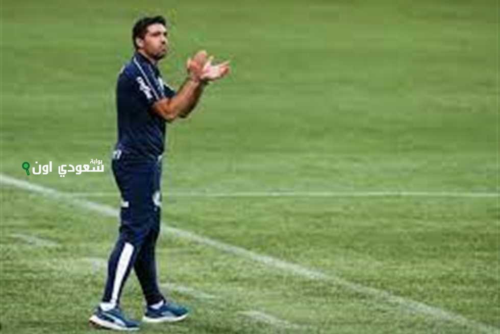 مدرب بالميراس يكشف ما قاله للاعبين بين الشوطين بعد التعادل المثير مع إنتر ميامي