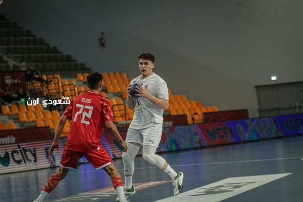 محمد عماد أوكا يتألق في مباراة شباب اليد ضد إسبانيا