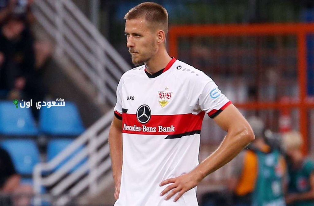 مدافع بوروسيا دورتموند: واجهنا صعوبات أمام صن داونز ولعبنا المباراة وسط أجواء خانقة