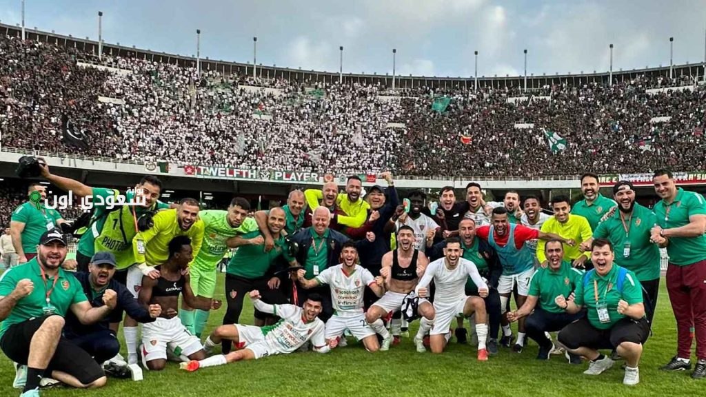 المولودية تتوج بلقب الدوري الجزائري وسط أحداث مؤسفة تلغي احتفالات التتويج في المدرجات
