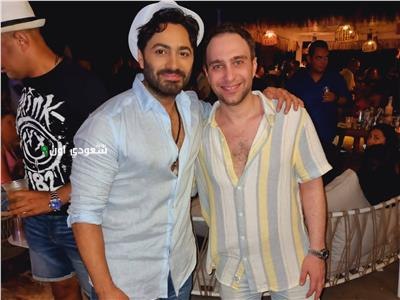 حسام حبيب يساند تامر حسني بعد عمليتي ابنه الجراحتين