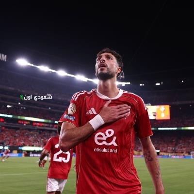 ثلاثون دقيقة من هجوم الأهلي وبورتو وانتهاء التعادل 1-1