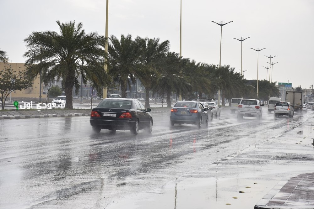 تحذيرات من هطول أمطار متوسطة في منطقة جازان