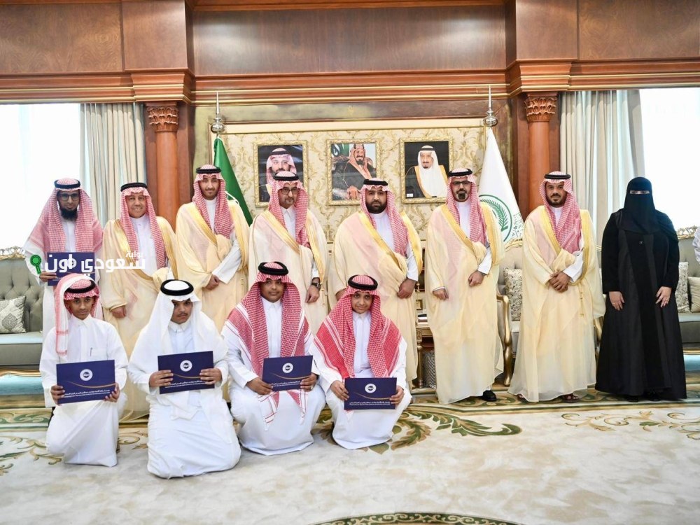 أمير جازان يكرّم الفائزين بجائزتَي المواطنة المسؤولة وصيتاثون في احتفال رسمي