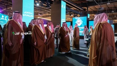وزير الداخلية يقوم بتفقد مركز العمليات الإعلامي الموحد