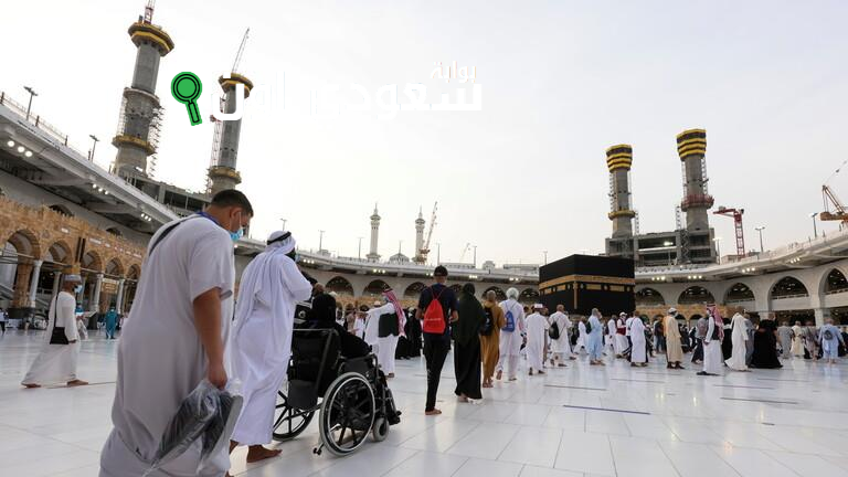 بكل يسر وطمأنينة الحجاج المتعجلون يغادرون بيت الله الحرام