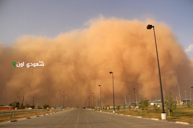 تغيرات مناخية في نجران بسبب العوالق الترابية وتدني الرؤية