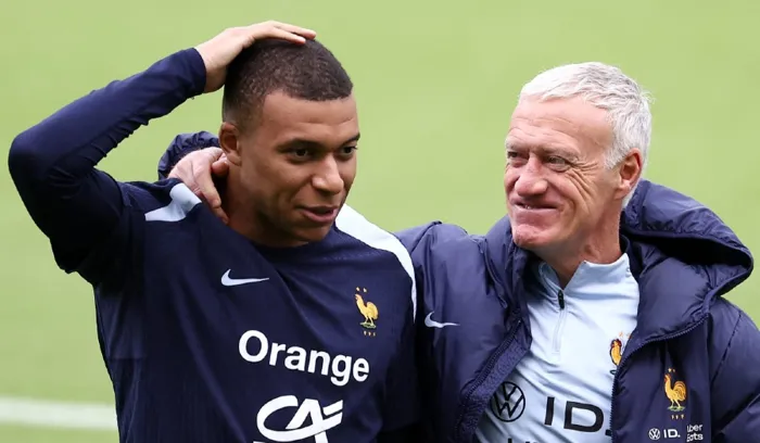 ديشامب يحدد مستقبل مبابي مع منتخب فرنسا قبل المباراة الكبيرة ضد ألمانيا