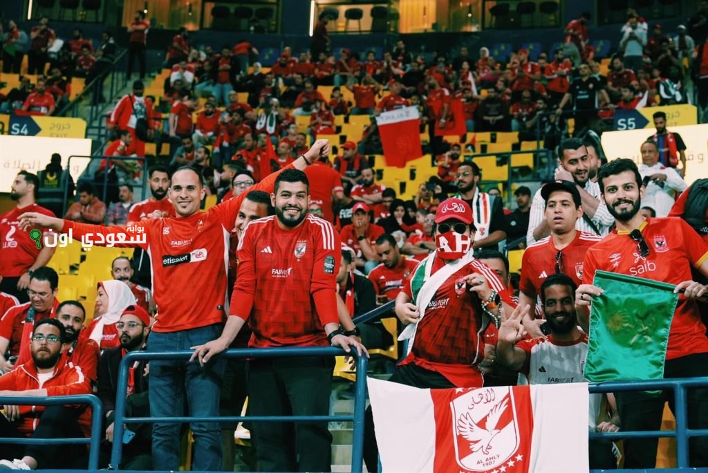 جماهير الأهلي تحتل تايم سكوير قبل مباراة بالميراس الهيستورية