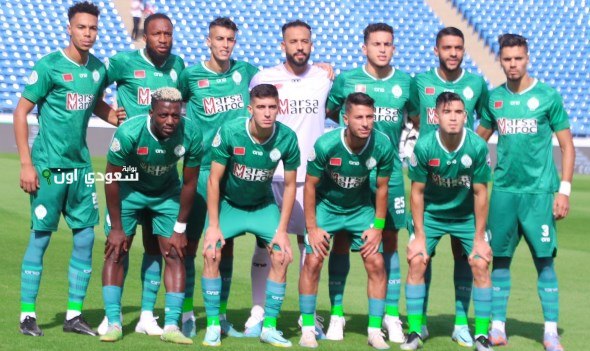 بدر بانون يعود رسمياً إلى نادي الرجاء المغربي بعد غياب دام خمس سنوات كاملة