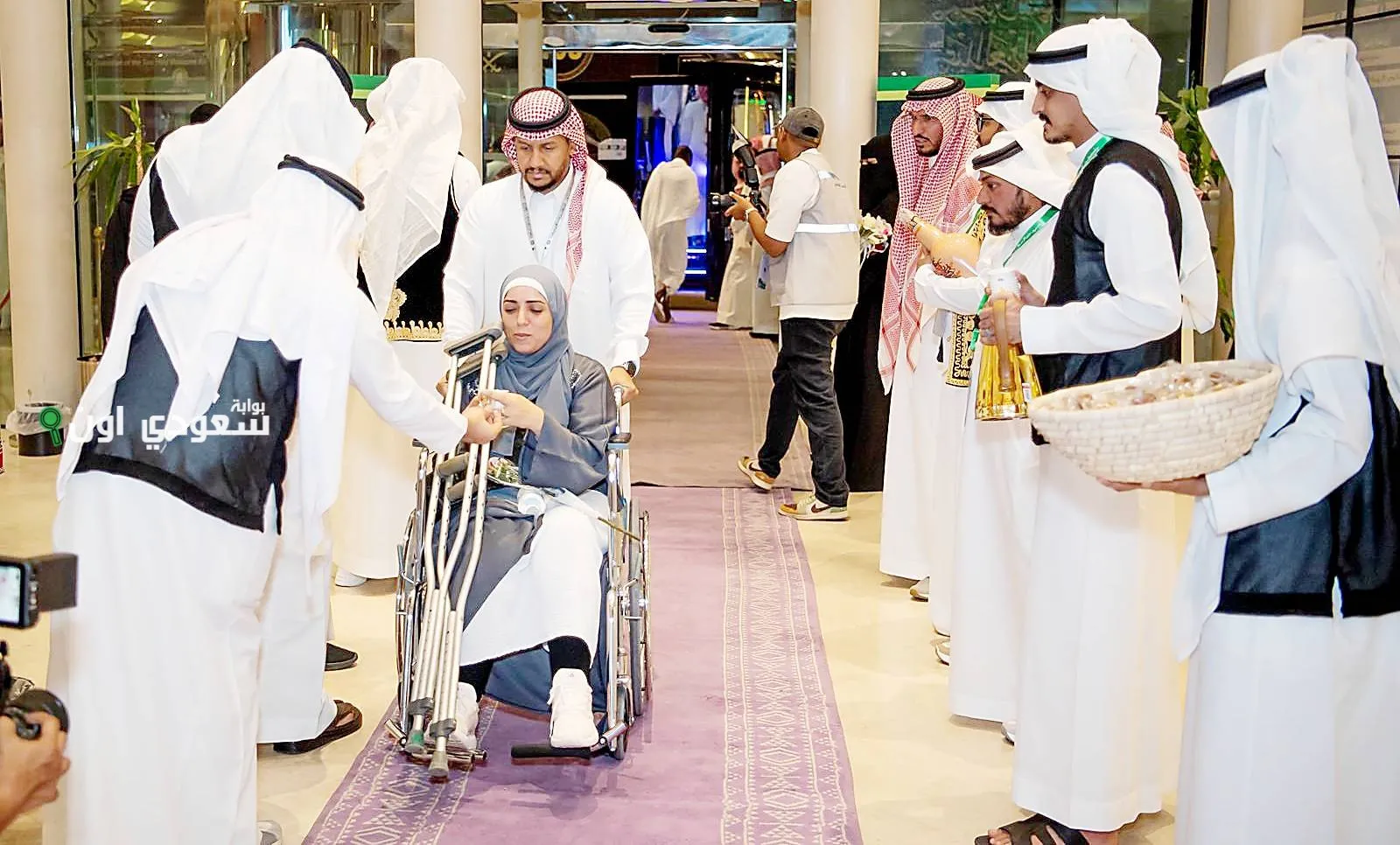 طواقم متخصصة ترافق ضيوف برنامج خادم الحرمين الشريفين في فعالياته المختلفة