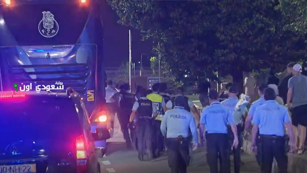 جماهير بورتو تعبر عن استيائها من بعثة الفريق عند وصولها إلى البرتغال بعد كأس العالم للأندية