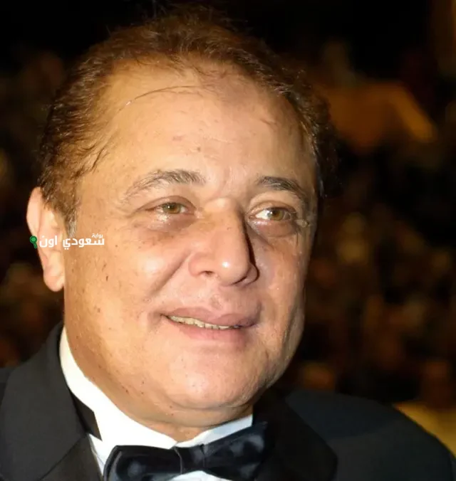 الفنان الراحل محمود عبد