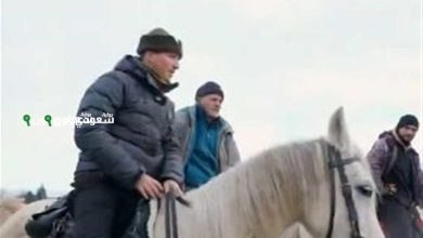 حجاج إسبان يقطعون 11 دولة على ظهور الخيول في طريقهم إلى السعودية